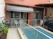 Casa com 4 Quartos e 3 banheiros à Venda, 182 m² por R$...