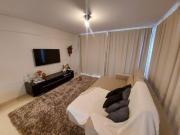 Casa com 4 Quartos e 3 banheiros à Venda, 200 m² por R$...