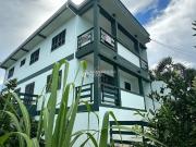 Casa com 4 Quartos e 3 banheiros à Venda, 210 m² por R$...
