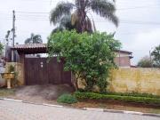 Casa com 4 Quartos e 3 banheiros à Venda, 263 m² por R$...