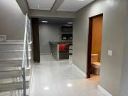 Casa com 4 Quartos e 4 banheiros à Venda, 289 m² por R$...