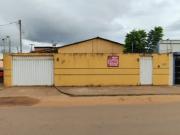 Casa com 4 Quartos e 4 banheiros à Venda, 304 m² por R$...