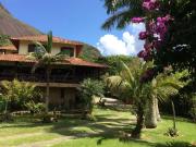 Casa com 4 Quartos e 4 banheiros à Venda, 498 m² por R$...