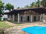 Casa com 4 Quartos e 6 banheiros à Venda, 458 m² por R$...