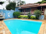Casa com 4 Quartos e 6 banheiros à Venda, 465 m² por R$...