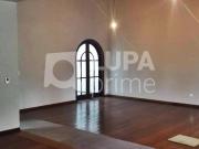 CASA COM 4 QUARTOS E 8 VAGAS DE GARAGEM À VENDA NO TREMEMBÉ