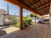 CASA COM 4 QUARTOS EM LOTE DE 949,77 M², EM CONDOMÍNIO... CASA COM 4 QUARTOS EM LOTE DE 949,77 M², EM CONDOMÍNIO...