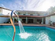 Casa com 4 quartos na QI 8 do Lago Norte Casa com 4 quartos na QI 8 do Lago Norte