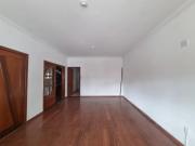 Casa com 4 quartos para alugar em Contagem