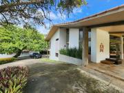 Casa com 4 quartos para alugar na Avenida General Luiz...