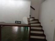 Casa com 4 quartos para locaÃ§Ã£o em Vila SÃ£o Francisco...