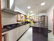 Casa com 4 Quartos para Locação, Granja Viana,...