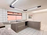 Casa com 4 quartos, sendo 1 suíte com closet – Jardim...