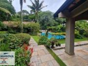 Casa com 4 Quartos sendo 3 suítes à venda na Granja Viana