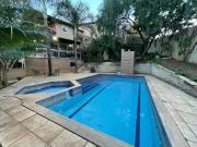 Casa com 4 suÃtes e 4 vagas piscina