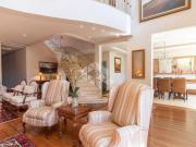 Casa com 4 suítes 4 vagas de garagem Porto Alegre