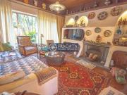 Casa com 4 suítes, 5 vagas de garagem à venda, 720 m²...