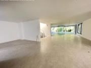 Casa com 4 suítes 6 vagas a venda na Chácara Santo Antônio