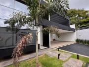 Casa com 4 suites à venda, 241 m² por R$ 1.700.000...