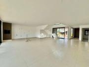 Casa com 4 Suites à venda, 280 m² por R$ 2.800.000...