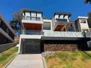 Casa com 4 dormitórios à venda, 540 m² por R$...