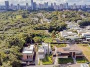 Casa com 4 Suítes à venda, 670 m² por R$ 9.349,000,00...