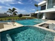 Casa com 4 suítes à venda, 750 m² por R$ 10.500.000...