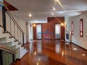 Casa com 4 suítes à venda ou para locação no condomínio...