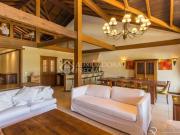Casa com 4 suítes à venda no condomínio Terraville