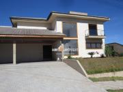 Casa com 4 suítes, dentro de condomínio, área gourmet,...