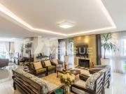 Casa com 4 suites e 6 vagas à Venda no bairro Sarandi,...