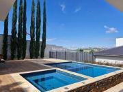 Casa com 4 suites e dormitórios à venda, 395 m² por R$...