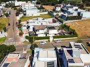 Casa com 4 suítes e piscina aquecida à venda, 260 m² por...