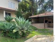 CASA COM 4 SUÍTES MIOLO DA GRANJA VIANA VENDA OU ALUGUEL