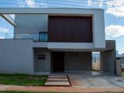 Casa com 4 suítes no condomínio Le Jardin Casa com 4 suítes no condomínio Le Jardin