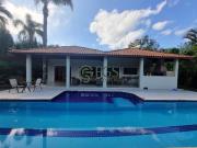 CASA COM 4 SUÍTES NO CONDOMÍNIO PORTO DE IBIÚNA PRÓXIMA...