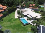 Casa com 4 suítes no Park Way quadra 05