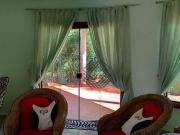 Casa com 4 suítes, sendo 1 com closet e hidro, piscina à...