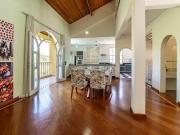 Casa com 5 dormitÃ³rios, 456 mÂ² venda por R$...