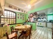 Casa com 5 dormitórios para alugar, 600 m² por R$...