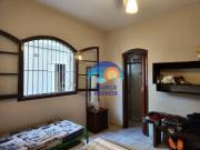 Casa com 5 dormitórios à venda, 275 m² por R$...