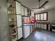 Casa com 5 dormitÃ³rios Ã venda, 370 mÂ² por R$...