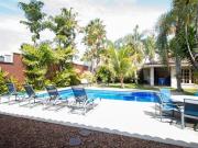 Casa com 5 dormitórios à venda, 400 m² por R$...