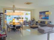 Casa com 5 dormitórios, 423 m² venda por R$ 4.800.000,00...