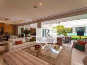 Casa com 5 dormitórios à venda, 1200 m² por R$...