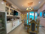 Casa com 5 dormitórios à venda, 1280 m² por R$...