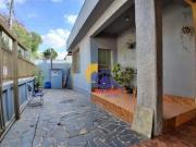 Casa com 5 dormitórios à venda, 206 m² por R$...