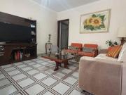 Casa com 5 dormitórios à venda, 225 m² por R$...