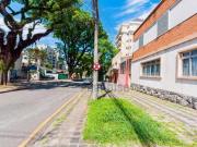 Casa com 5 dormitórios à venda, 238 m² por R$...