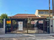 Casa com 5 dormitórios à venda, 239 m² por R$...